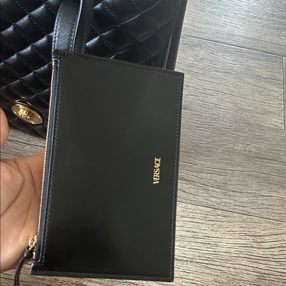 Versace Medusa Quilted Nappa Tote Bag and Attached Wallet Pouch - Picture 15 of 17